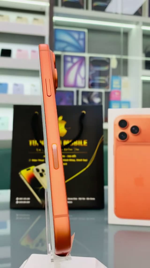 iPhone 16 Pro Max Orange