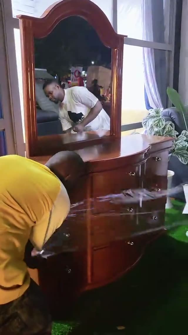 Dressing Table ya Mbao