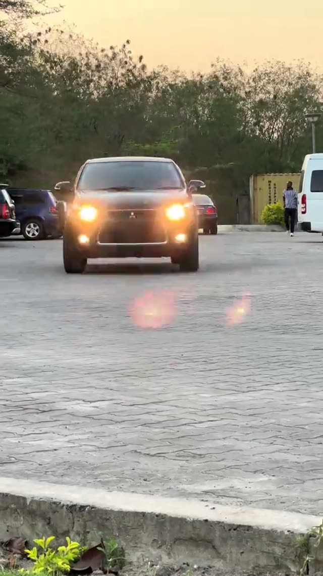 Mitsubishi RVR